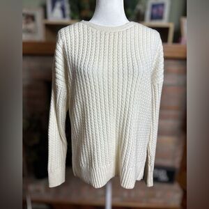 Ann Taylor cream cable knit sweater